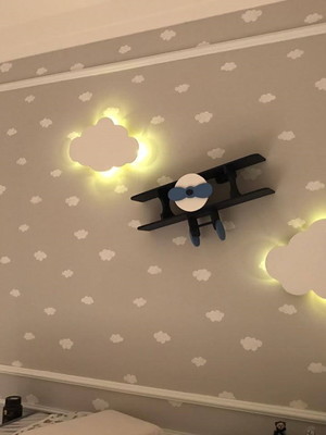Avião prateleira + 2 nuvens com led decoração quarto bebe