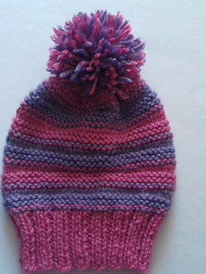 Touca em tricô adulto duas cores com ou sem pompom