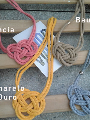 Colar enrolados - cordão de algodão colorido macramê