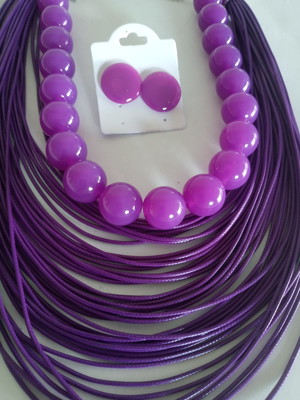 Maxi colar fios encerado,acompanha colar bola resina roxo