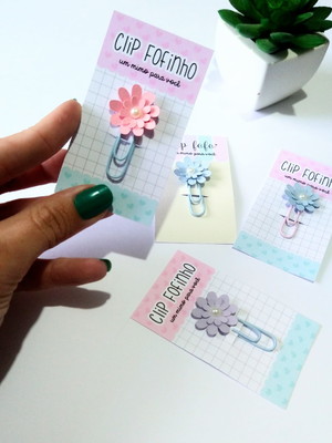 30 clipes decorado, grampo prendedor com tag e flor.