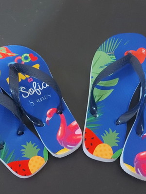 Chinelo personalizado pool party todos os temas