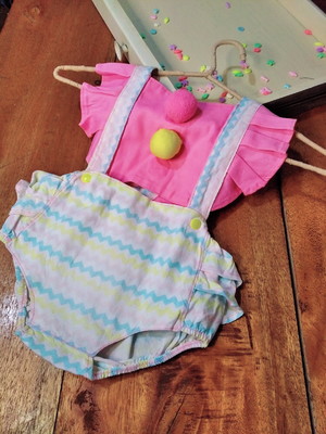 Romper/ jardineira circo rosa new born