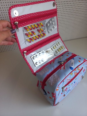 Necessaire farmacinha personalizada