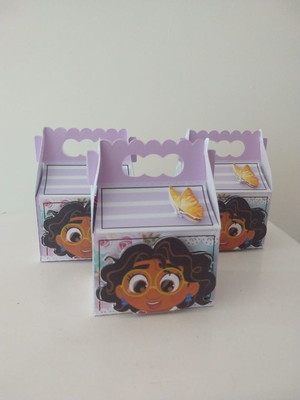 Maletinha personalizada - encanto