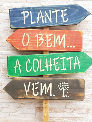 Jogo de 4 placas/setas artesanais plante o bem colheita vem