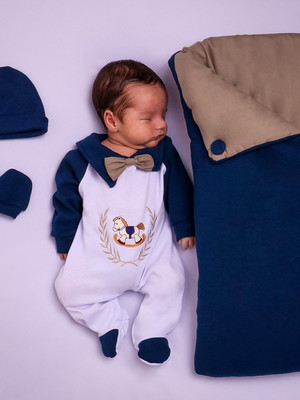Saída de maternidade elegance cavalinho marinho porta bebê