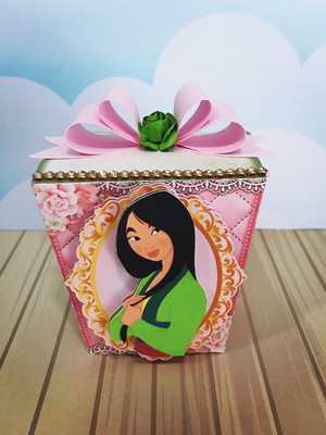 10 caixas sushi mulan com 1 aplique