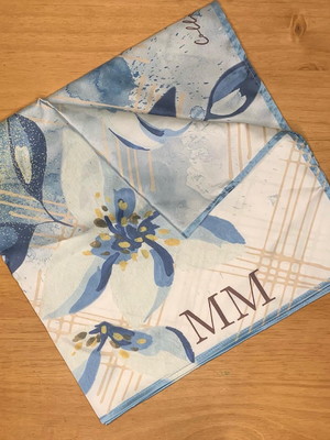 Lenço personalizado 45x45cm - com monograma ou logo