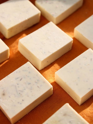 Mini sabonetes de camomila
