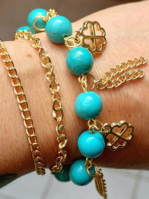 Pulseira pedra howlita bola 10mm com corrente e pingente t