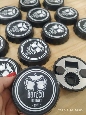 Abridor de garrafa com imã personalizado
