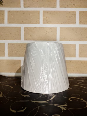 Cúpula de abajur branca lisa