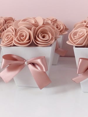 Vasinho de flores nude rosé com laço- super promoção!!