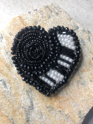 Broche forma coração