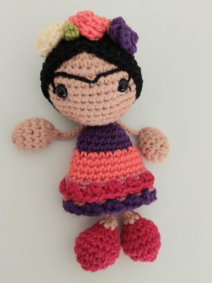 Boneca frida khalo bambolina amigurumi