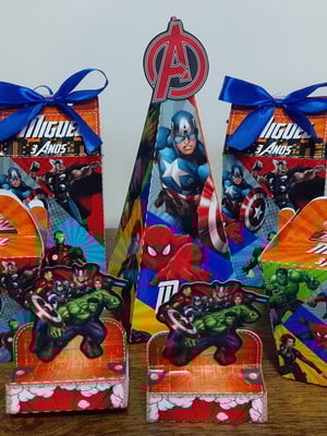 Kit 05 caixas meia bala + 05 caixas pirâmide - vingadores