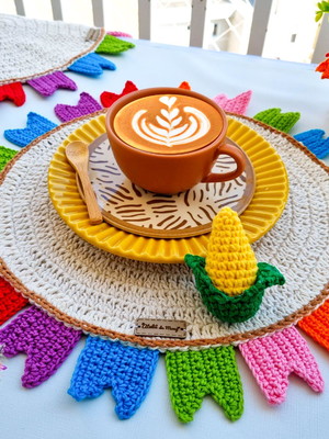 Kit 8 lugares americano bandeirinhas em crochê