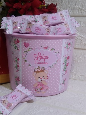 Balde com 100 balas personalizadas ursinha princesa