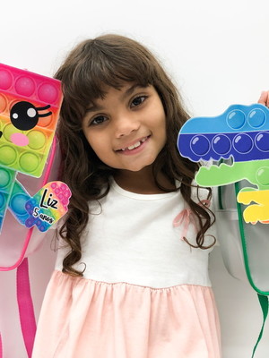 40 mochila pop it