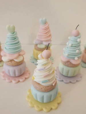 Kit 5 unid. de aplique cupcake com base