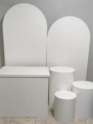 Locação painéis + mesa + cilindros branco