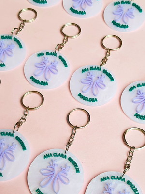Chaveiro de acrílico personalizado - três cores