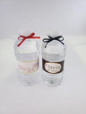 Água personalizada 240 ml com laço
