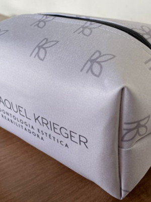 Necessaire personalizada com logo - brinde de luxo