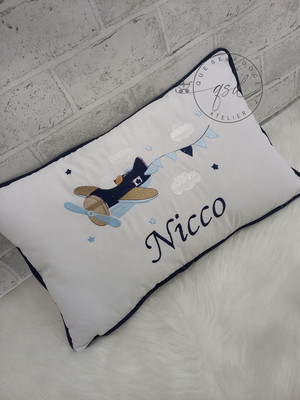 Almofada decorativa avião personalizada