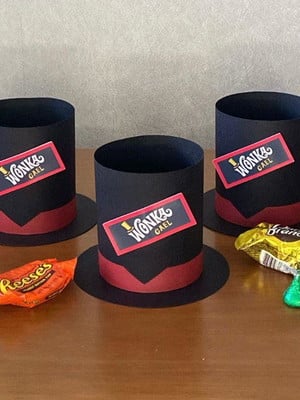 Cartola para centro de mesa tema “willy wonka”