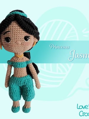 Boneca jasmine amigurumi