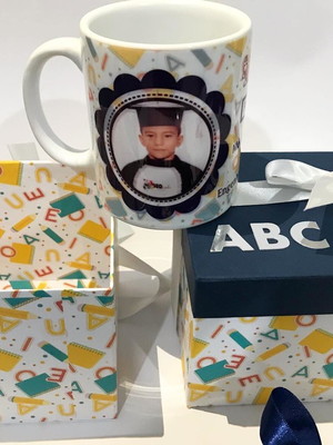 Lembrança abc kit caneca e caixa