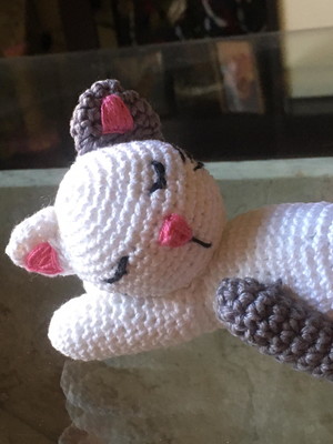 Gato dormindo amigurumi