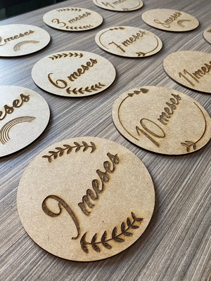 Mêsversário - kit placas para fotos