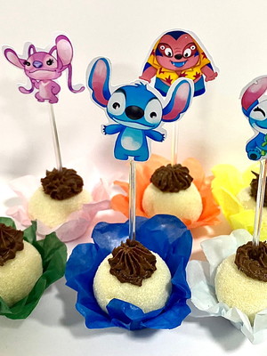 Forminhas lilo e stich e toppers - luxo