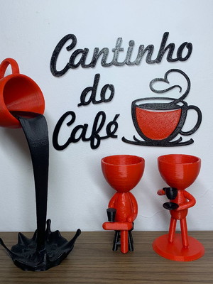 Vasinhos e xicara flutuante cantinho do café