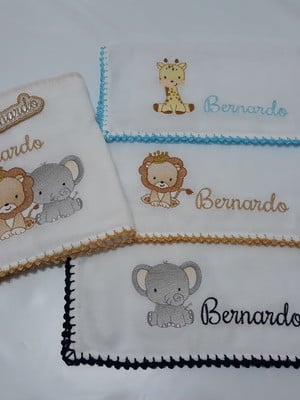 Fraldas bordadas cremer luxo