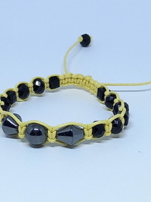 Pulseira shamballa hematita e cristal.
