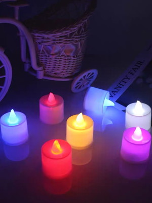 Kit com 24 velas artificiais de led coloridos muda de cor