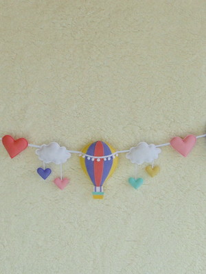 Varal cordão balão nuvem e coração chuva de amor feltro