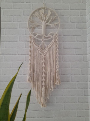 Árvore da vida em macrame com cristal de quartzo