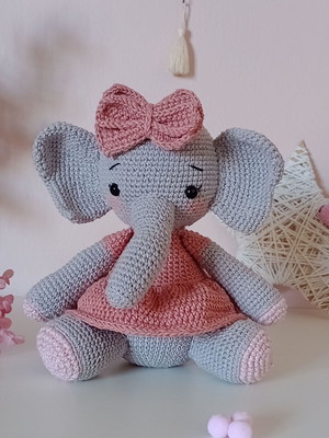 Tutti, a elefanta - amigurumi