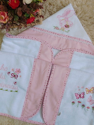 Toalha para bebê com capuz