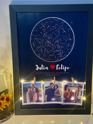 Quadro led com mapa das estrelas e polaroid