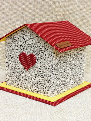 Casinha da fefê porta treco