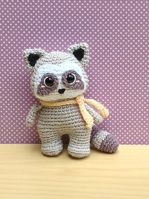 Guaxinim dimi (coleção bosque) amigurumi