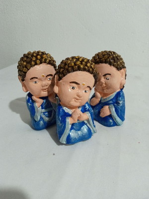 Trio pequenos budas