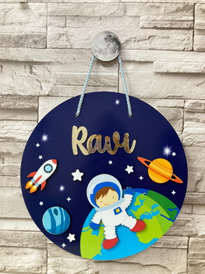Porta maternidade astronauta apliques mdf nome acrilico
