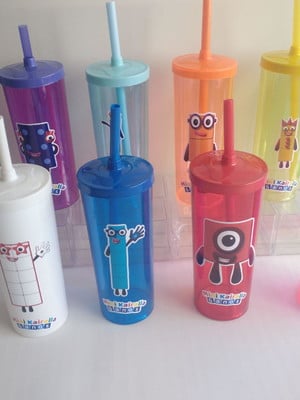 Copo long com canudo numberblocks